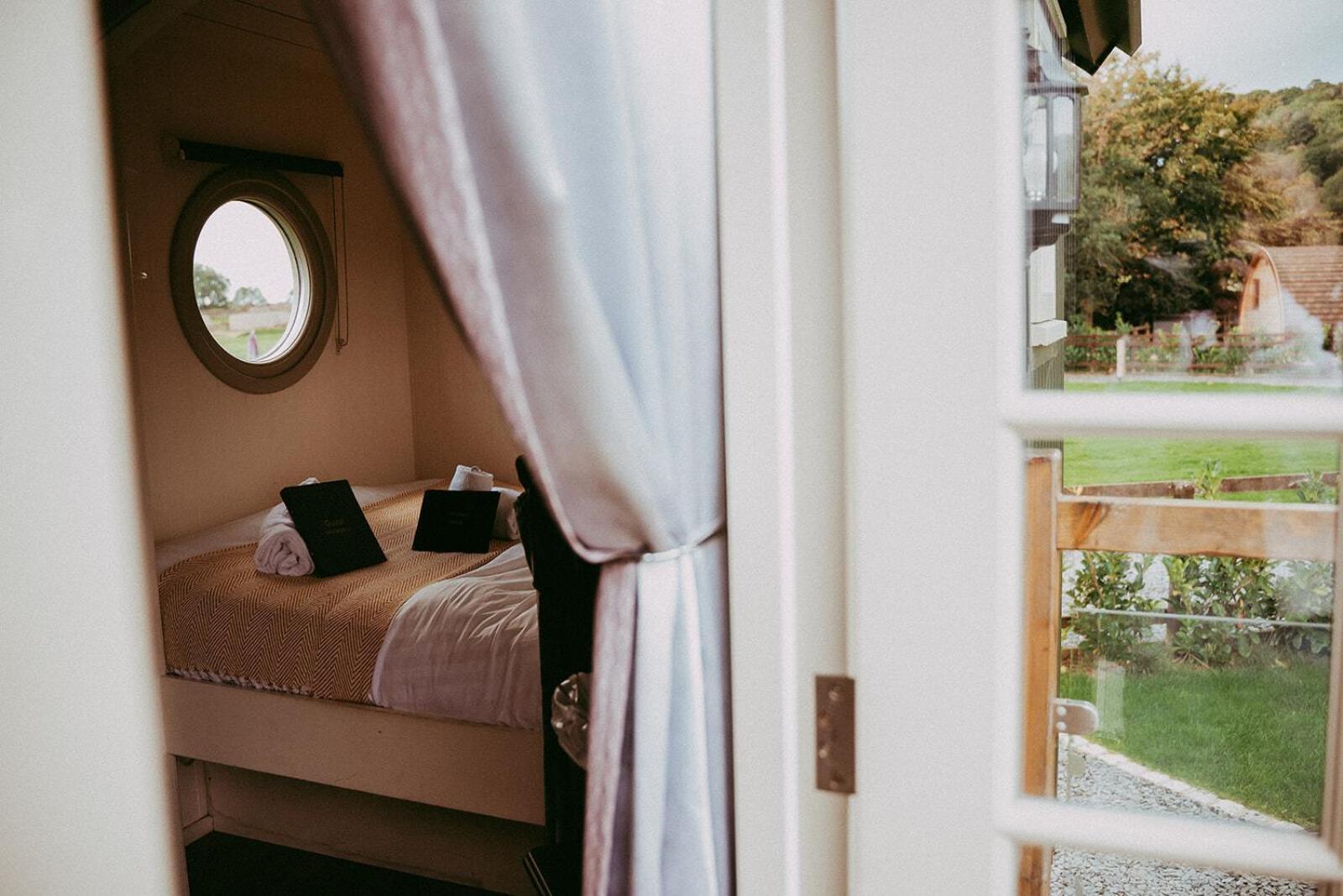 The Wilson Arms Bed & Breakfast Torver Room photo